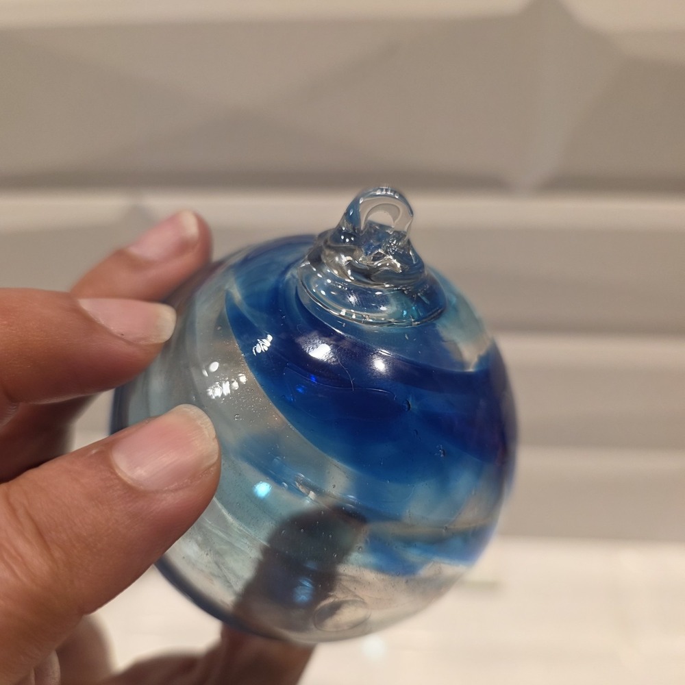 Set Of 2 Art Glass Hand Blown Christmas Ornament Orb Balls Blue Swirl & Multi - Picture 6 of 13